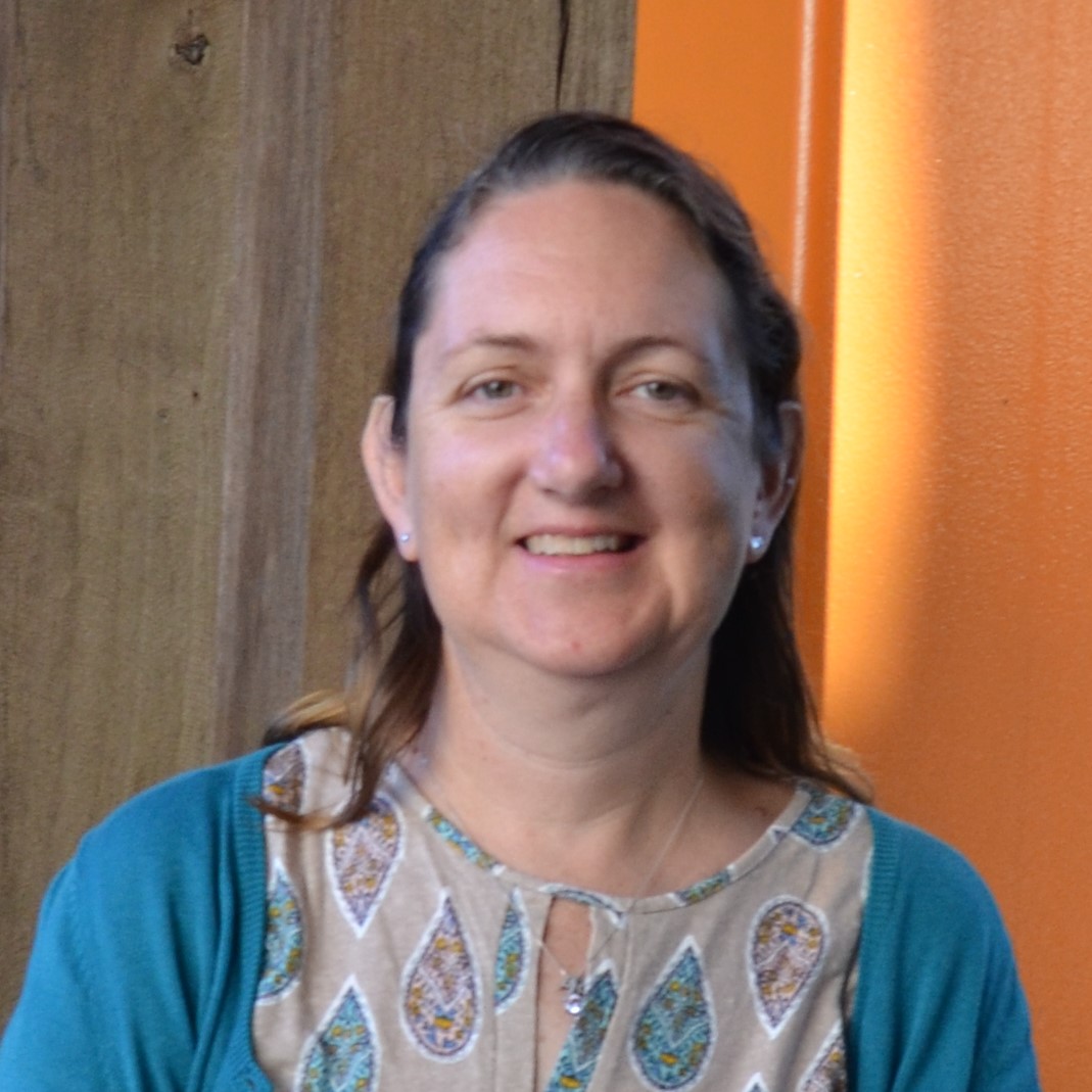 Ms Jenny Renda